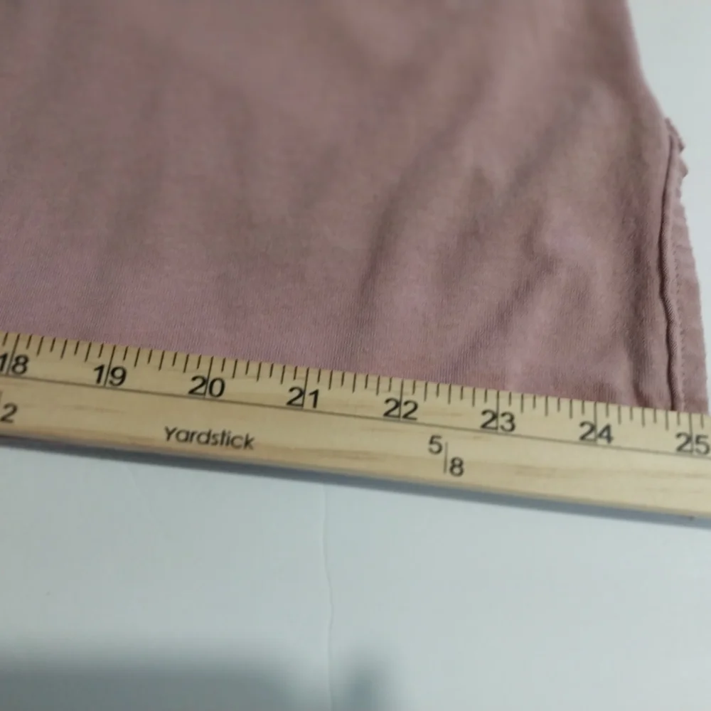 Easel Women's Oversized Size Large Dusty Pink Top with Pocket Accent - Picture 10 of 12
